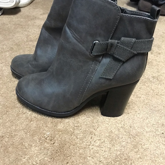 Ankle boots - Picture 4 of 6